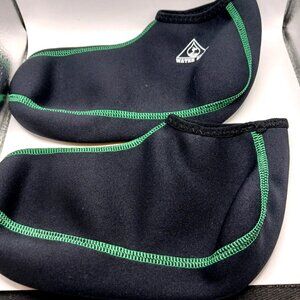 Water Gear Swim Fin Socks Size X Large 11 To 13 -Green Stiching New
